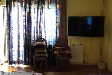 پانسیون Guesthouse Djuro
