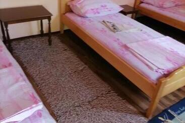پانسیون Guesthouse Djuro