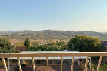 پانسیون Lizzards Villa Guest House