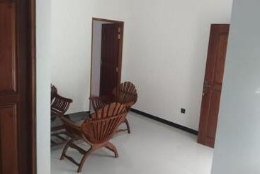 پانسیون Samarathunga Guest House