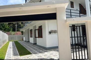 پانسیون Samarathunga Guest House