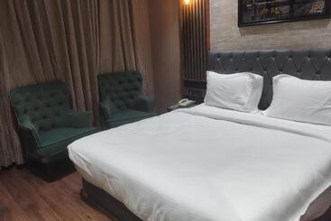 Raj Vilas Resort Dhanbad