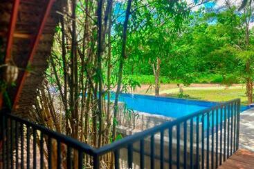 Tantor Resort Habarana