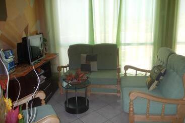 تختخواب و صبحانه Casa Comba