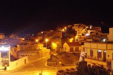 تختخواب و صبحانه Casa Comba