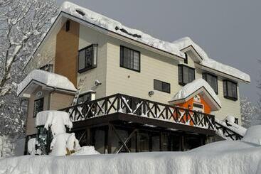 تختخواب و صبحانه Daiju Myoko