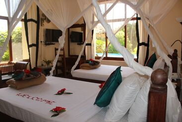 هتل Zawadi Beach Villas