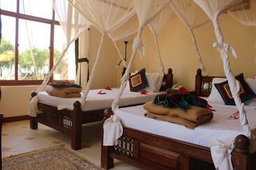 هتل Zawadi Beach Villas