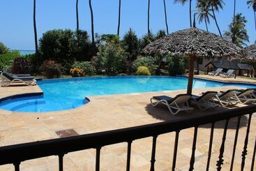 هتل Zawadi Beach Villas