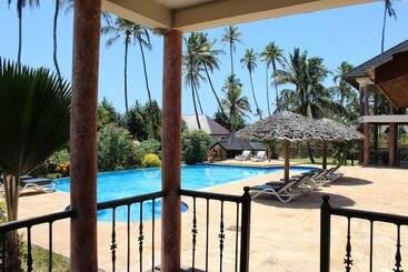 هتل Zawadi Beach Villas