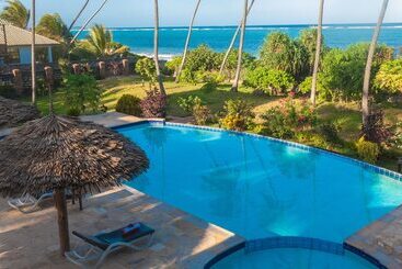 هتل Zawadi Beach Villas