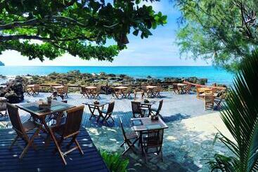 Pleasant View Resort