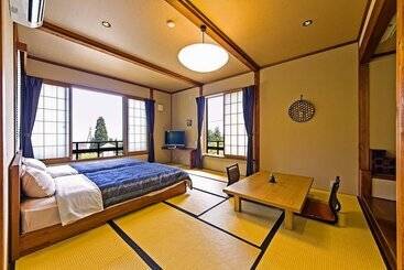 ריוקאן Hatsune