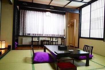 日式旅馆 蔵王温泉 岩清水料理の宿 季の里
