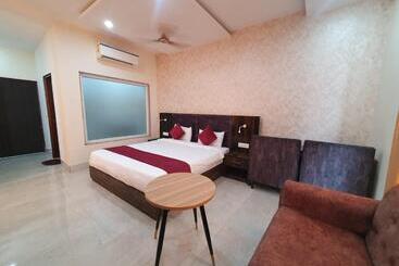 Akash Hotel Managed By Jk Hotels & Resorts