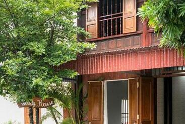 هاستل Woodyhouse Ninh Binh  Free Bbq Garden