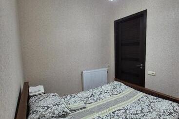 تختخواب و صبحانه Apartment Cozy House 1