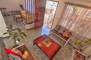 تختخواب و صبحانه Bahay Ko Vacation Home In Sariaya Quezon