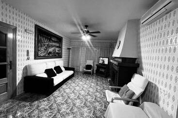 تختخواب و صبحانه Chalet Solmar