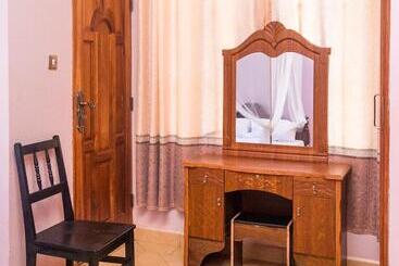 تختخواب و صبحانه Lifetyme Homes