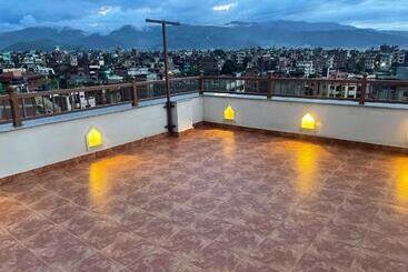 تختخواب و صبحانه Nagadesh Homestay