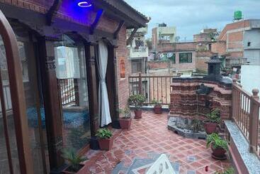تختخواب و صبحانه Nagadesh Homestay