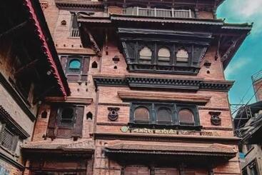 تختخواب و صبحانه Nagadesh Homestay