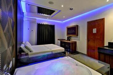 Deslize Motel 2