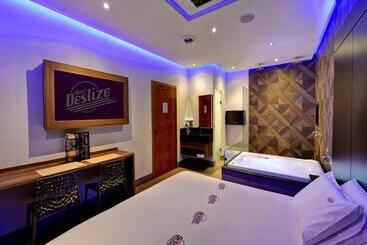 Deslize Motel 2