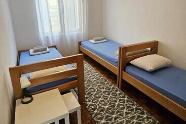 Hostel Divine 2