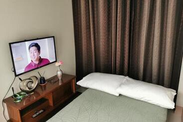 هتل Mall Of Asia Pasay Shore 3 Residence