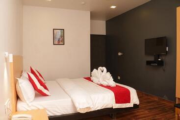 בית מלון כפרי Parivar Comfort Luxury Rooms