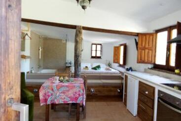 پانسیون Cortijo De Amor