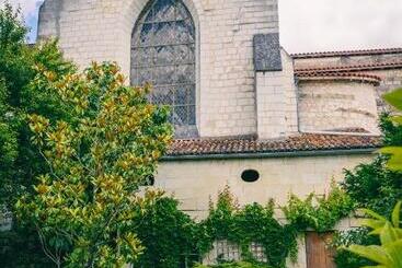 پانسیون Le Prieuré Sainte Croix