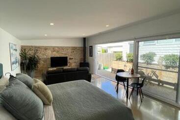 پانسیون Port Fairy Bnb   The Green Suite
