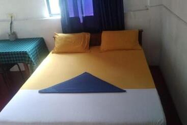 هاستل New Fifi Inn Trincomalee