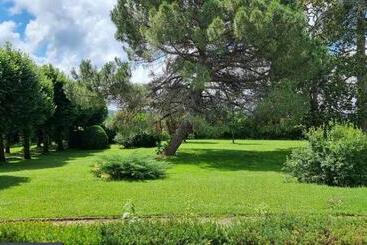 تختخواب و صبحانه Bergerac Chambres D Hôtes Ibis D Or