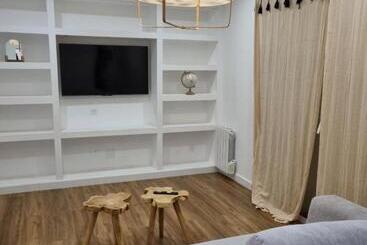 تختخواب و صبحانه Maison Centre Ville Avec Jardin