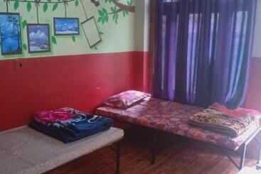 تختخواب و صبحانه Sanvi Dormitory