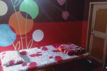 تختخواب و صبحانه Sanvi Dormitory