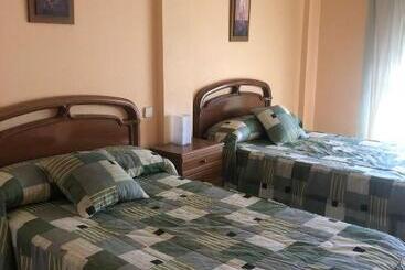 פנסיון Hostal Pensión La Torre