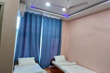 هتل Banjara Inn