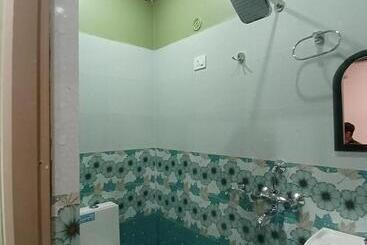 هتل Banjara Inn