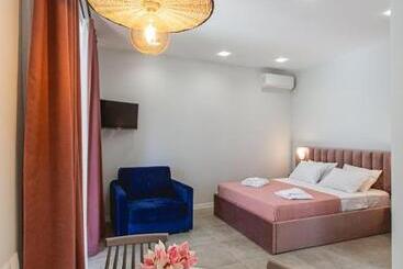 هتل Central Inn