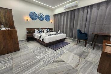 هتل Clovera Villa