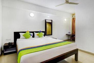 호텔 Pra,tham Inn & Resorts