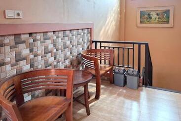 هتل Reddoorz Syariah Near Exit Toll Pekalongan 2