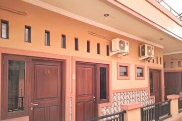 هتل Reddoorz Syariah Near Exit Toll Pekalongan 2