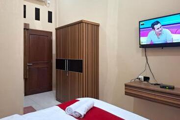 هتل Reddoorz Syariah Near Exit Toll Pekalongan 2