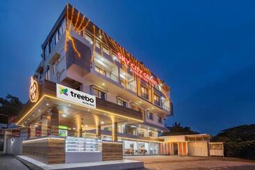 هتل Treebo Sky City Grand